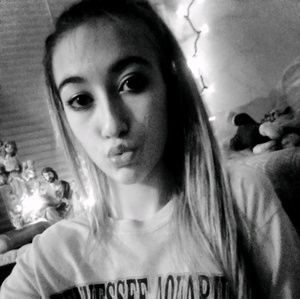 Meet your Posher, Hope